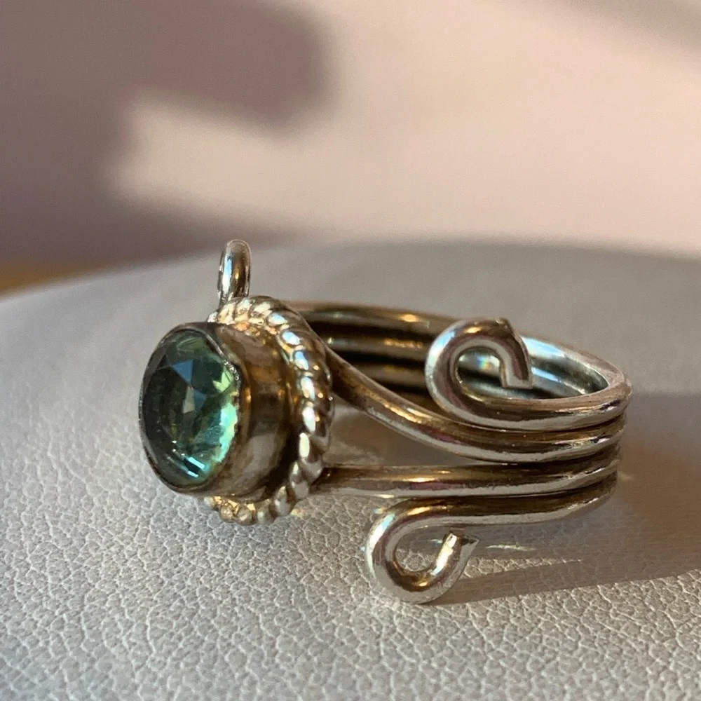 VINTAGE MINT GREEN QUARTZ RING 925 Sterling Silver